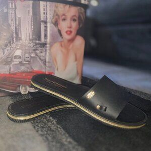 Juicy Couture "Yizzy" Slides